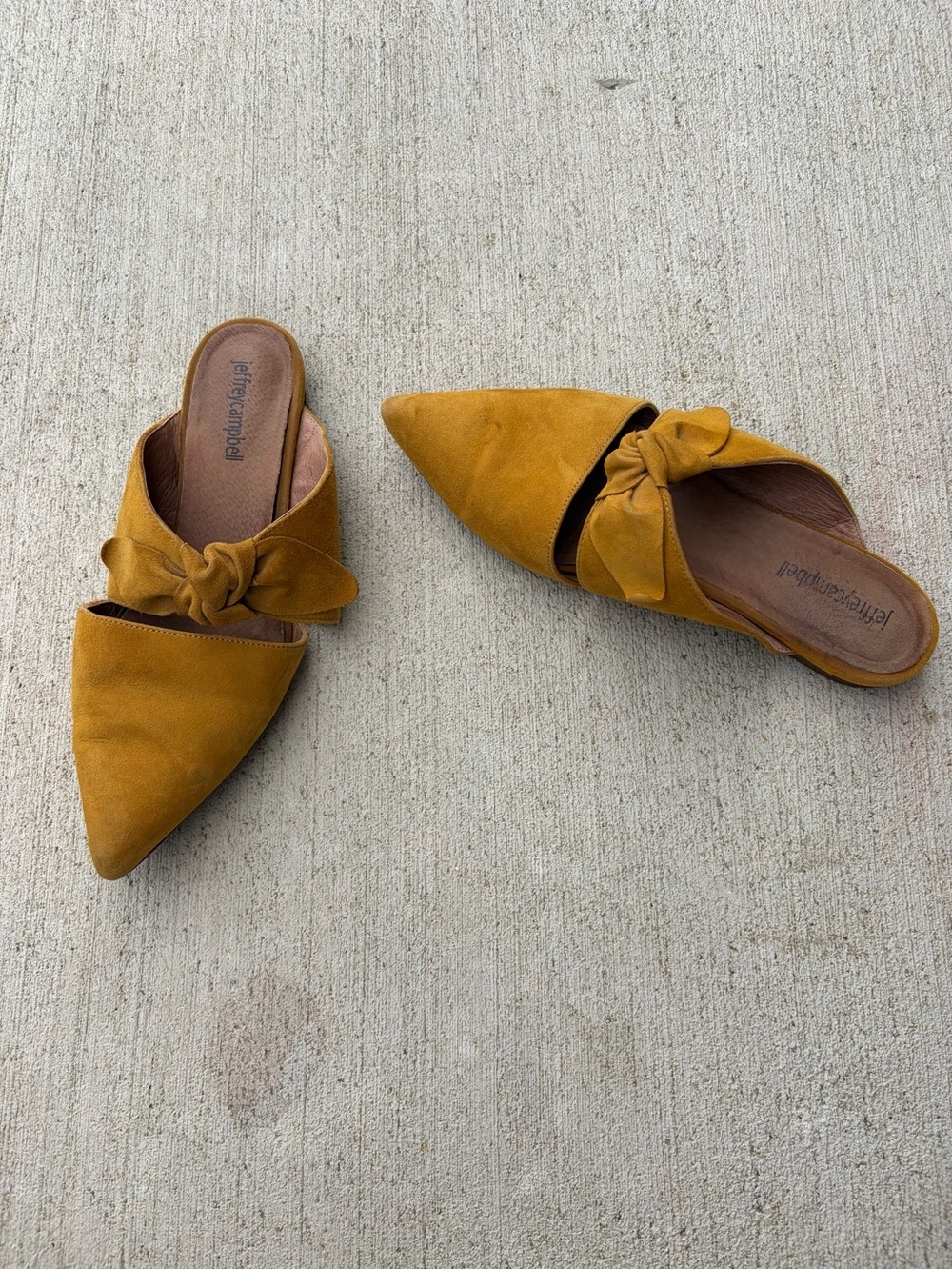 Jeffrey Campbell Mustard Suede Bow Pointed Toe Mule Slides Size 8 Boho